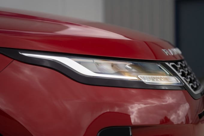 2025 Land Rover Range Rover Evoque