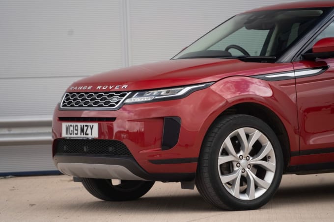 2025 Land Rover Range Rover Evoque