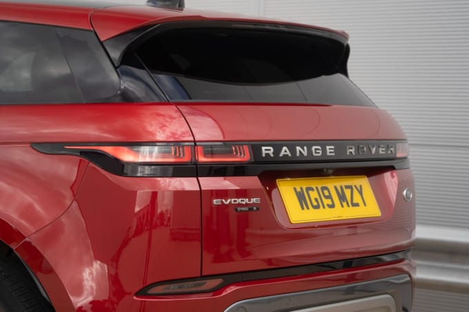 2025 Land Rover Range Rover Evoque
