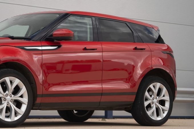 2025 Land Rover Range Rover Evoque