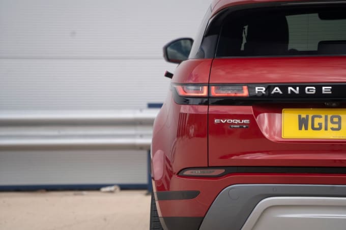 2025 Land Rover Range Rover Evoque