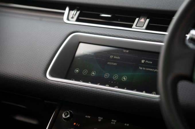 2025 Land Rover Range Rover Evoque