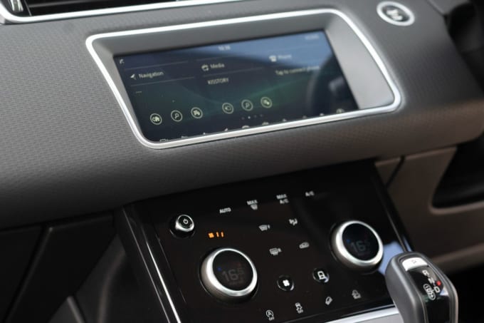 2025 Land Rover Range Rover Evoque