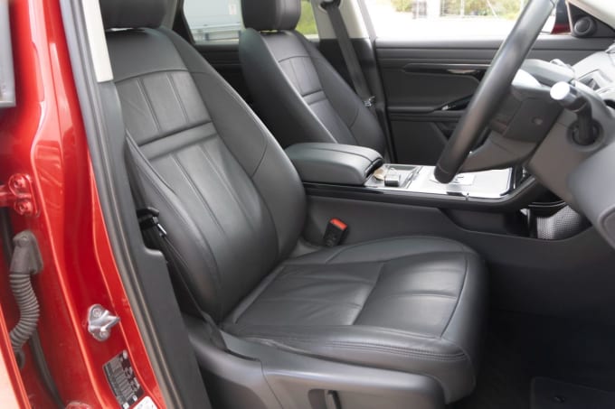 2025 Land Rover Range Rover Evoque