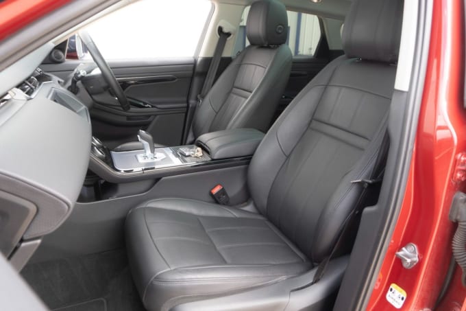 2025 Land Rover Range Rover Evoque