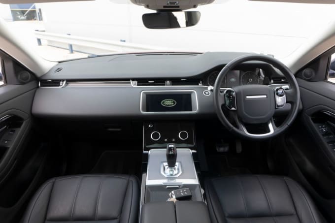 2025 Land Rover Range Rover Evoque