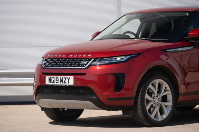 2025 Land Rover Range Rover Evoque