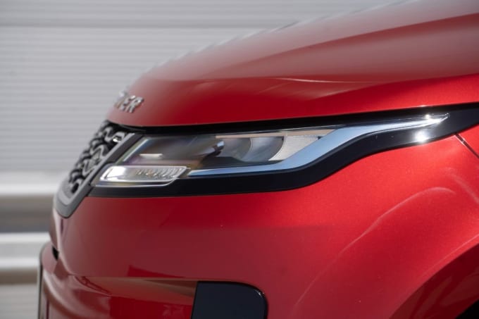 2025 Land Rover Range Rover Evoque