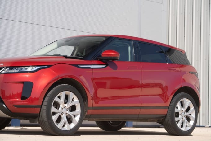 2025 Land Rover Range Rover Evoque