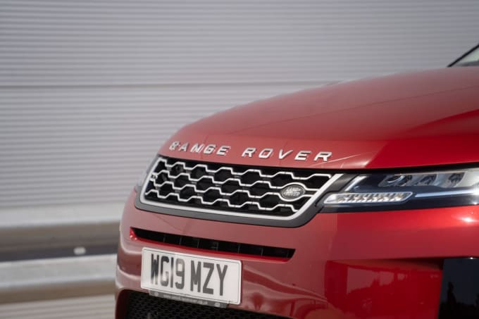 2025 Land Rover Range Rover Evoque