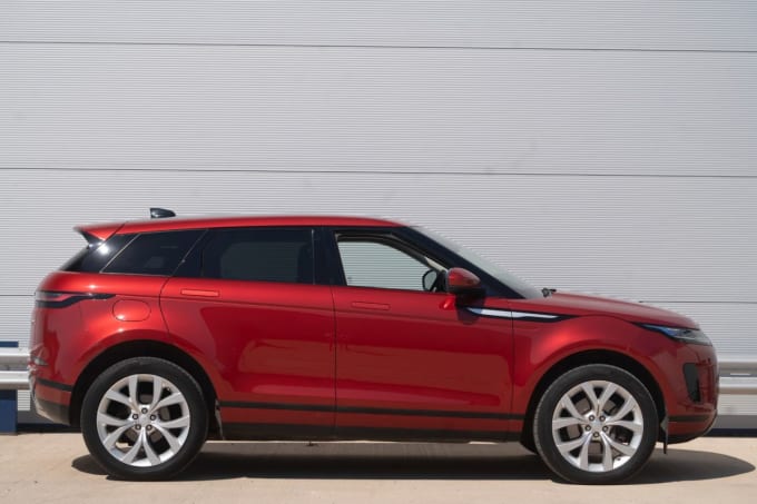 2025 Land Rover Range Rover Evoque