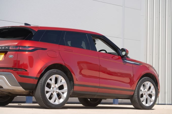 2025 Land Rover Range Rover Evoque
