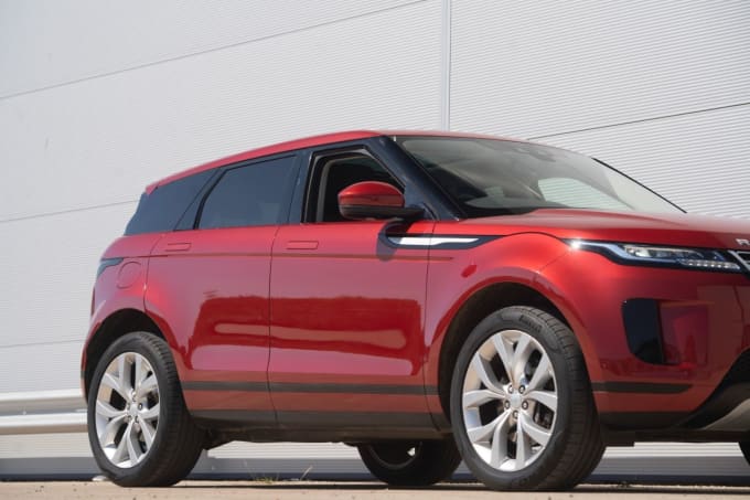 2025 Land Rover Range Rover Evoque
