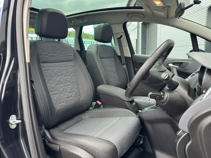 2025 Vauxhall Meriva
