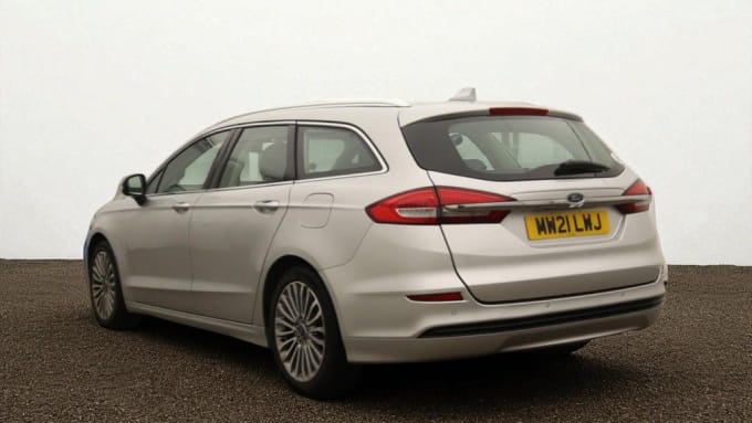 2025 Ford Mondeo