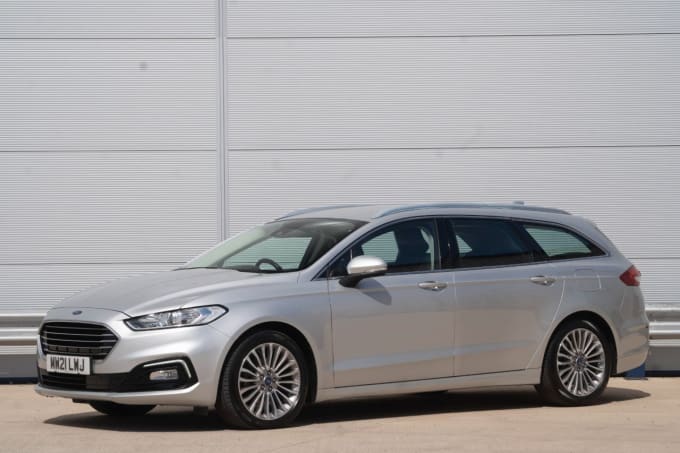 2025 Ford Mondeo