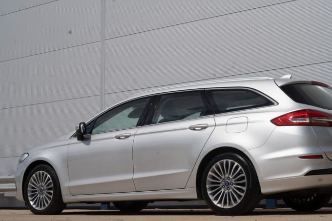 2025 Ford Mondeo
