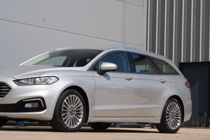 2025 Ford Mondeo