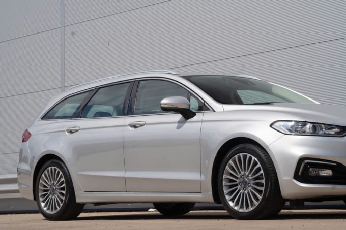 2025 Ford Mondeo