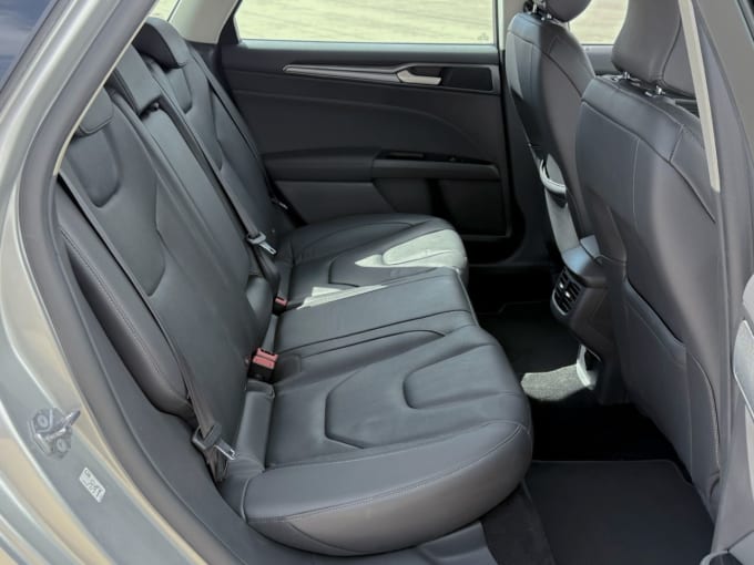 2025 Ford Mondeo