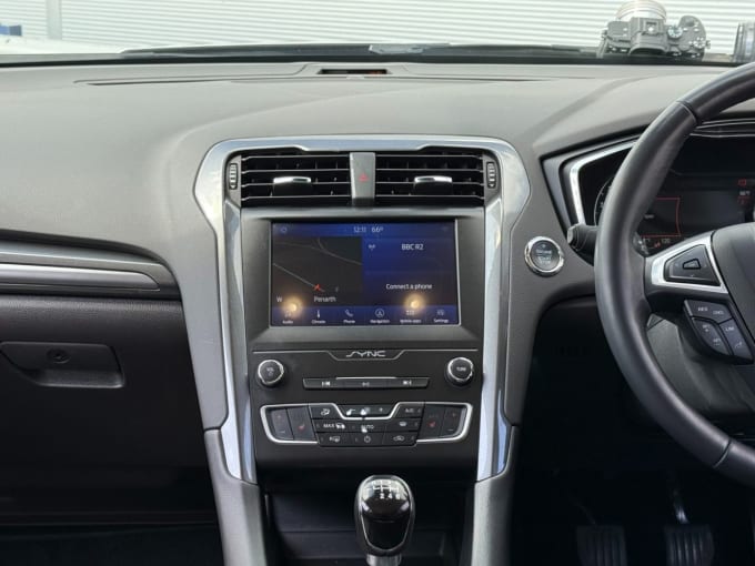 2025 Ford Mondeo