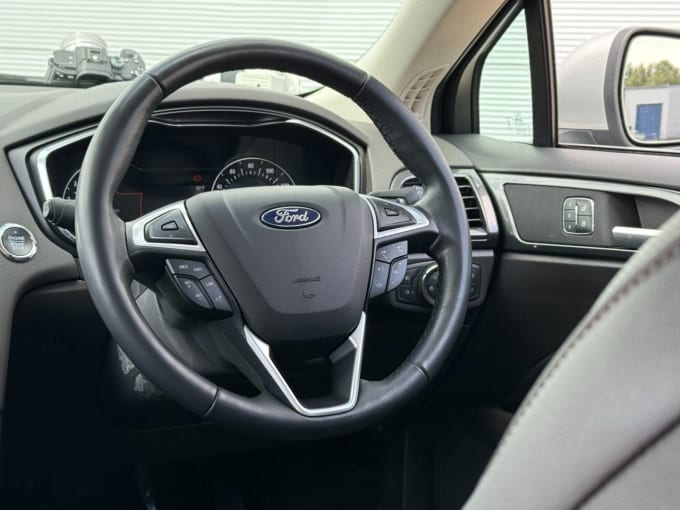 2025 Ford Mondeo