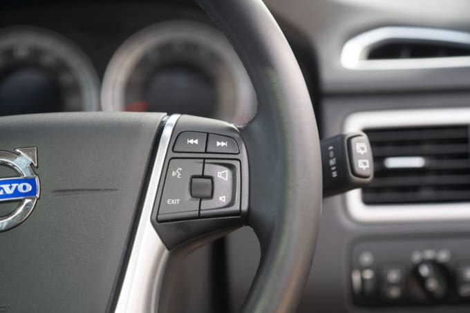 2025 Volvo V70
