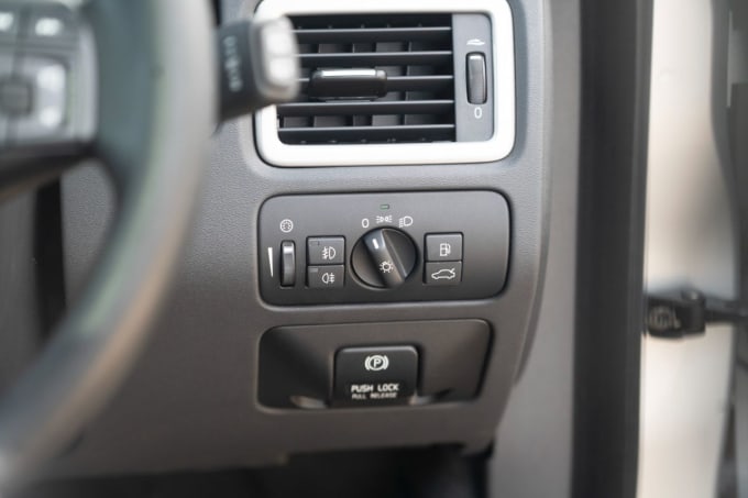 2025 Volvo V70