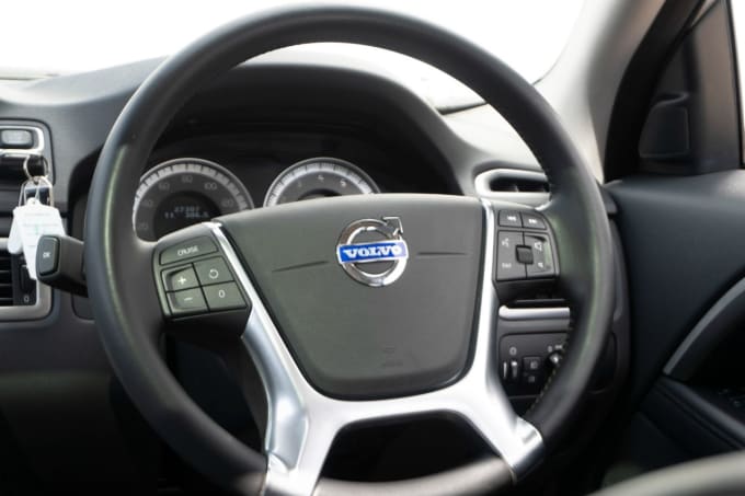 2025 Volvo V70