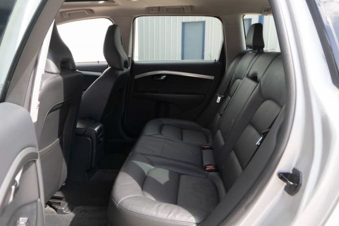 2025 Volvo V70