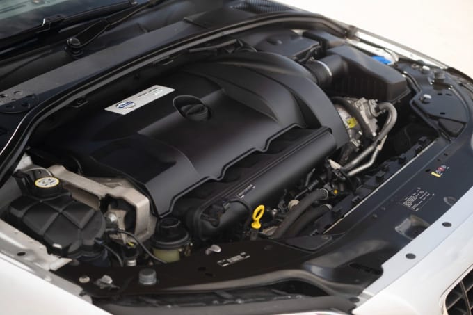 2025 Volvo V70