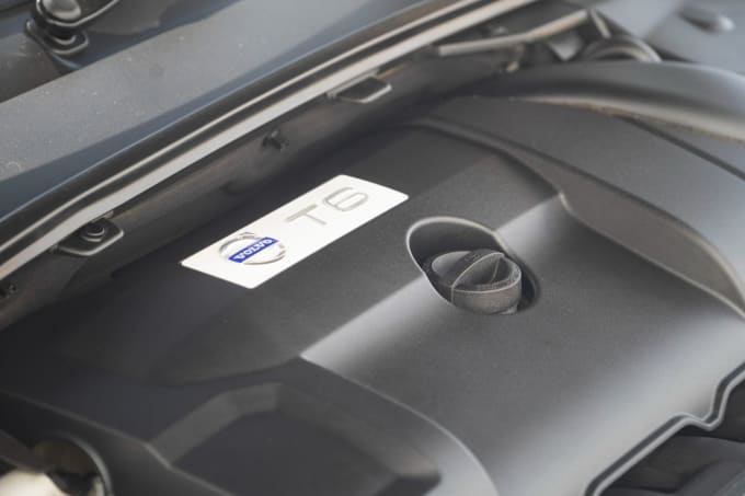 2025 Volvo V70