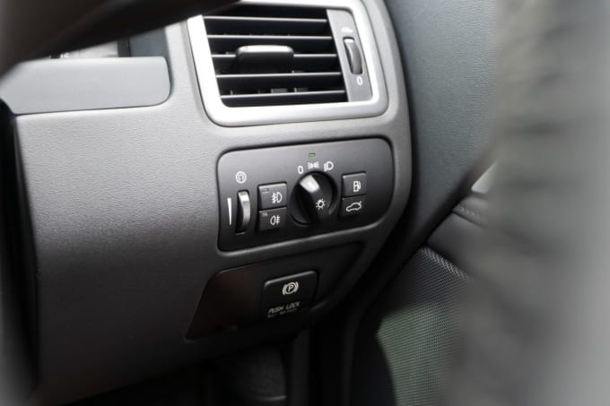 2025 Volvo V70