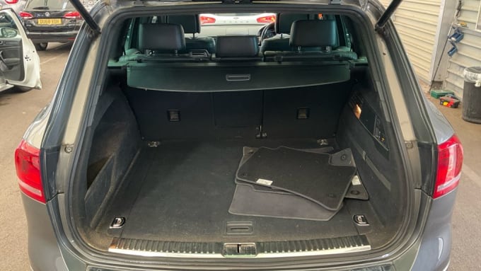 2025 Volkswagen Touareg
