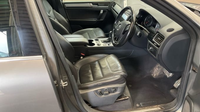 2025 Volkswagen Touareg