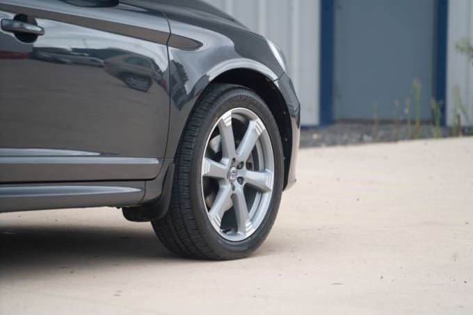 2025 Volvo Xc60