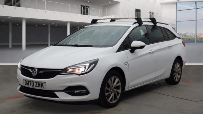2025 Vauxhall Astra