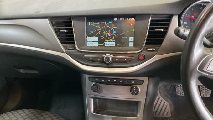 2025 Vauxhall Astra
