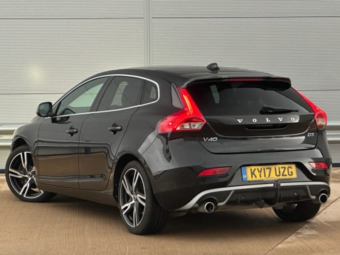 2017 Volvo V40