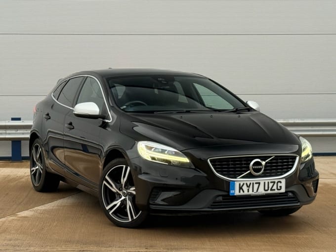 2017 Volvo V40