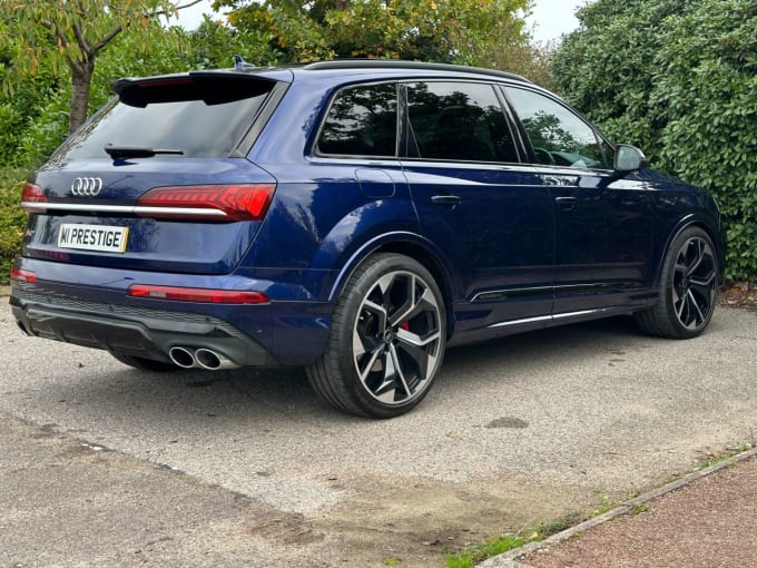 2025 Audi Sq7