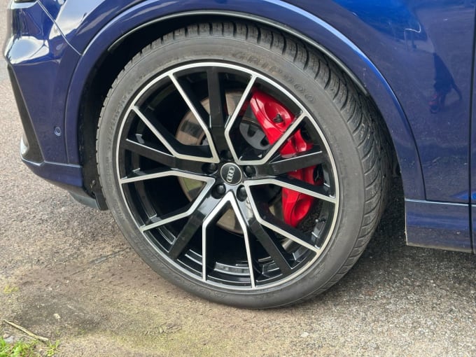 2025 Audi Sq7