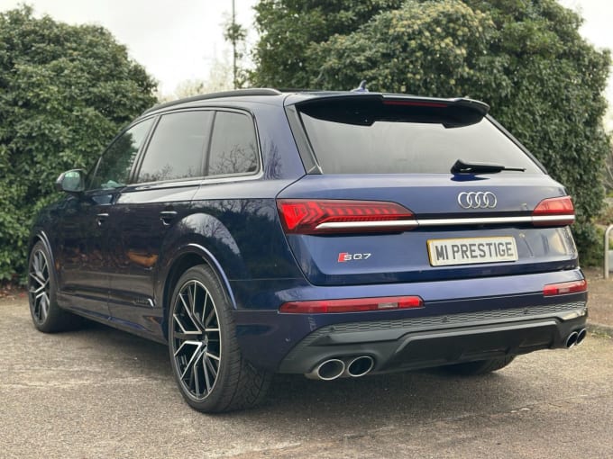 2025 Audi Sq7