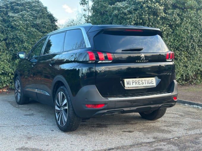 2025 Peugeot 5008