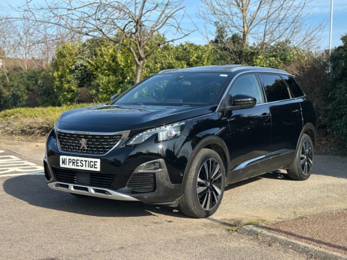 2025 Peugeot 5008