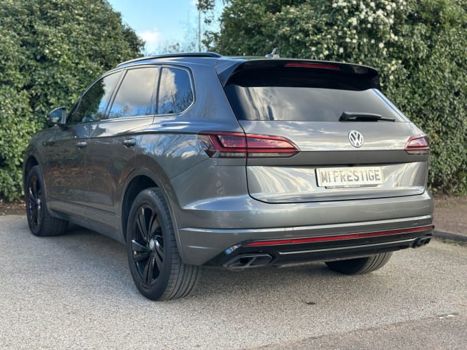 2025 Volkswagen Touareg