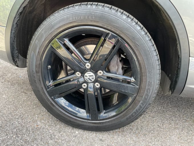 2025 Volkswagen Touareg