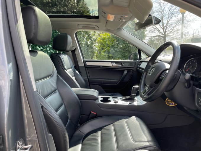 2025 Volkswagen Touareg