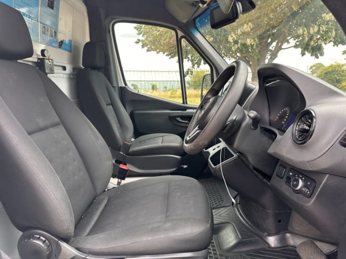 2025 Mercedes-benz Sprinter
