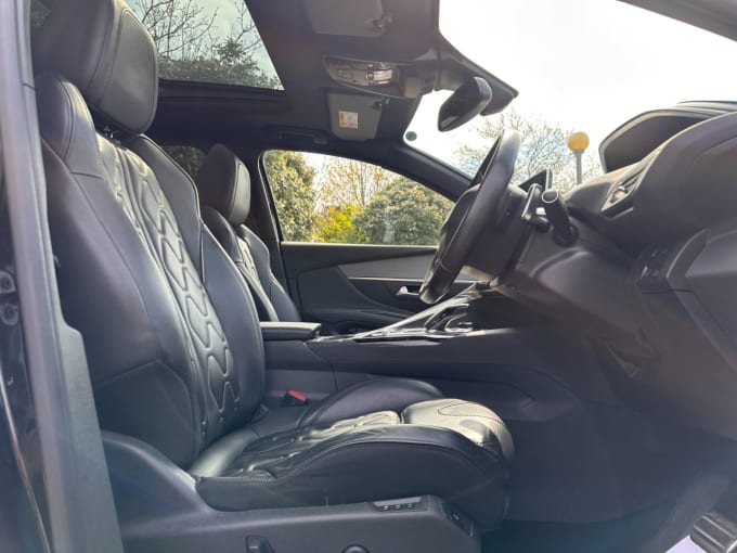 2025 Peugeot 3008